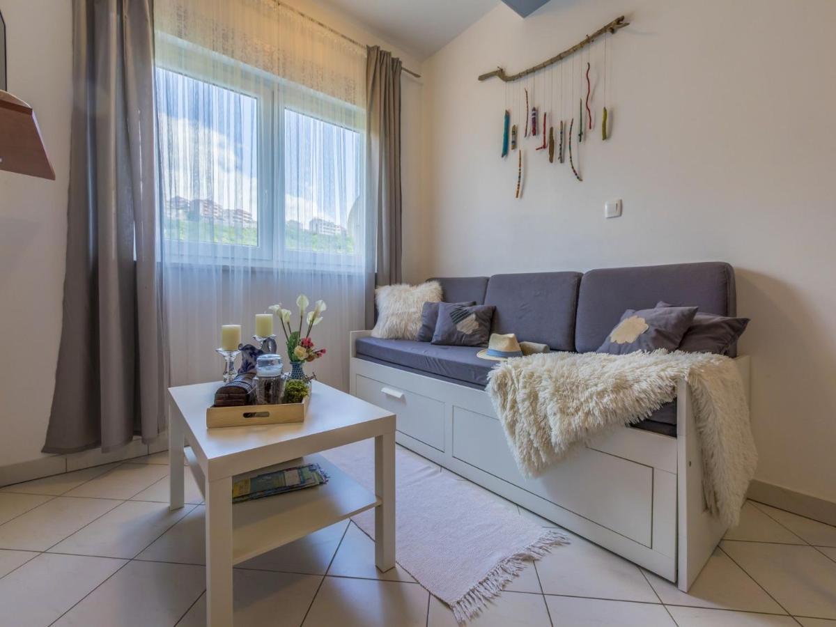 Apartments Rabbit Crikvenica Eksteriør bilde